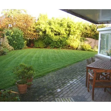 Heinrich Tiarksstrasse 36 *